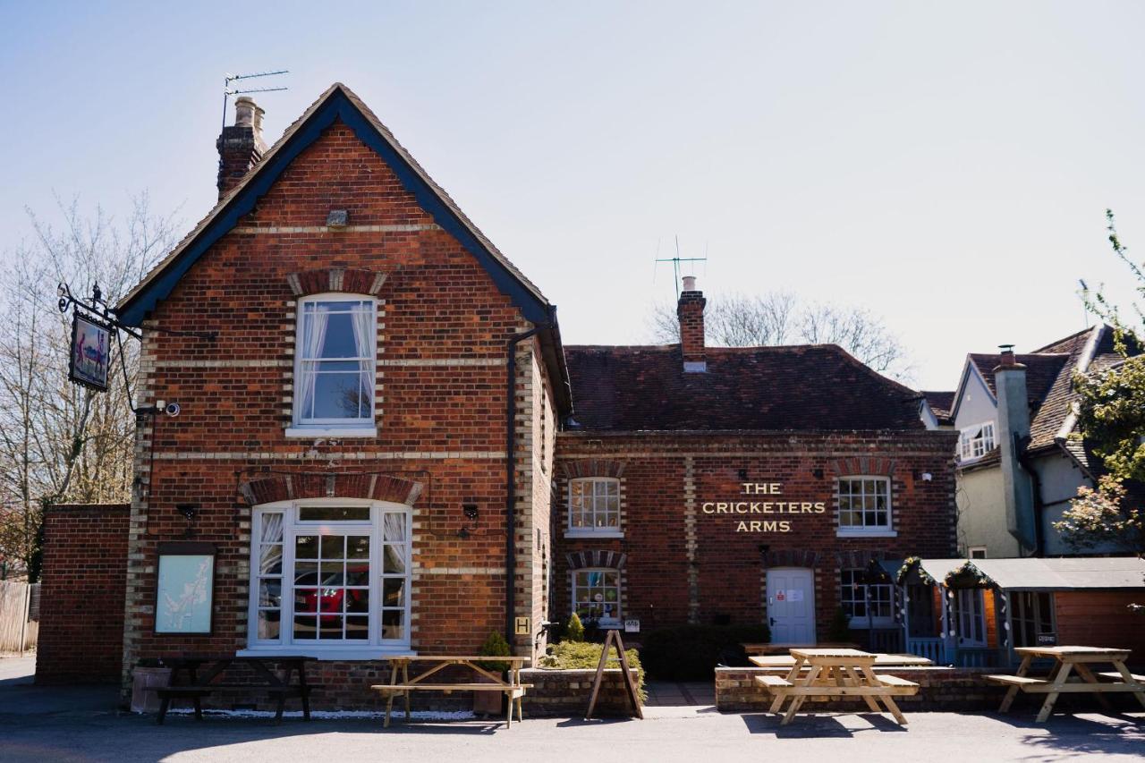 ホテル The Cricketers Arms Quendon エクステリア 写真